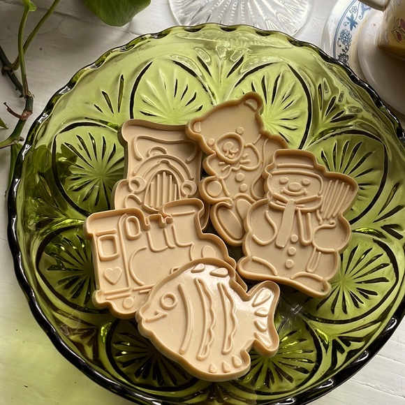 Other - Vintage Cookie Cutter Bundle
